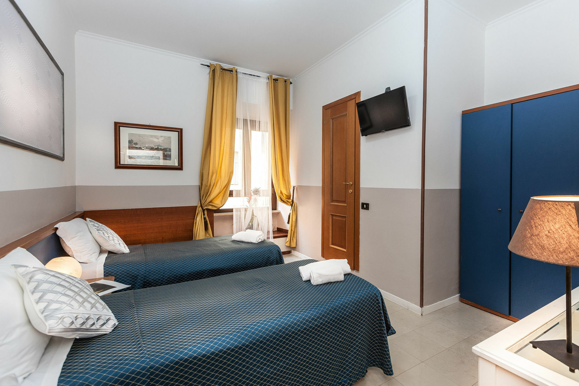 Ora Guest House Рим Екстериор снимка