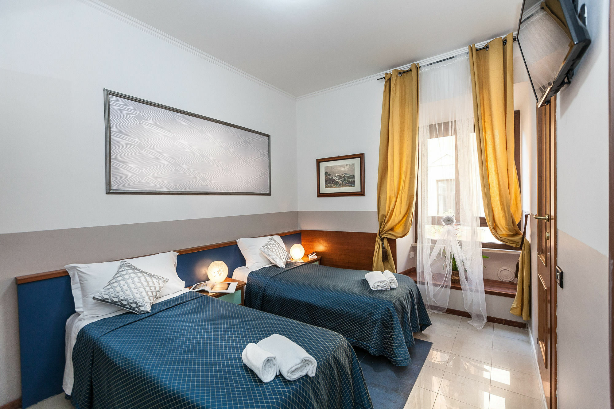 Ora Guest House Рим Екстериор снимка