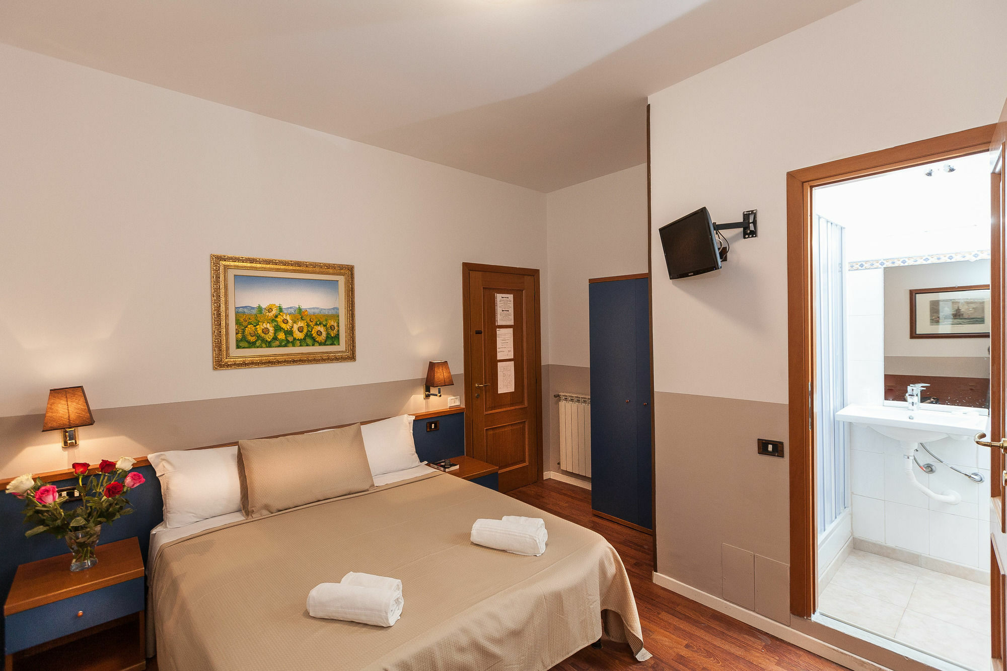 Ora Guest House Рим Екстериор снимка