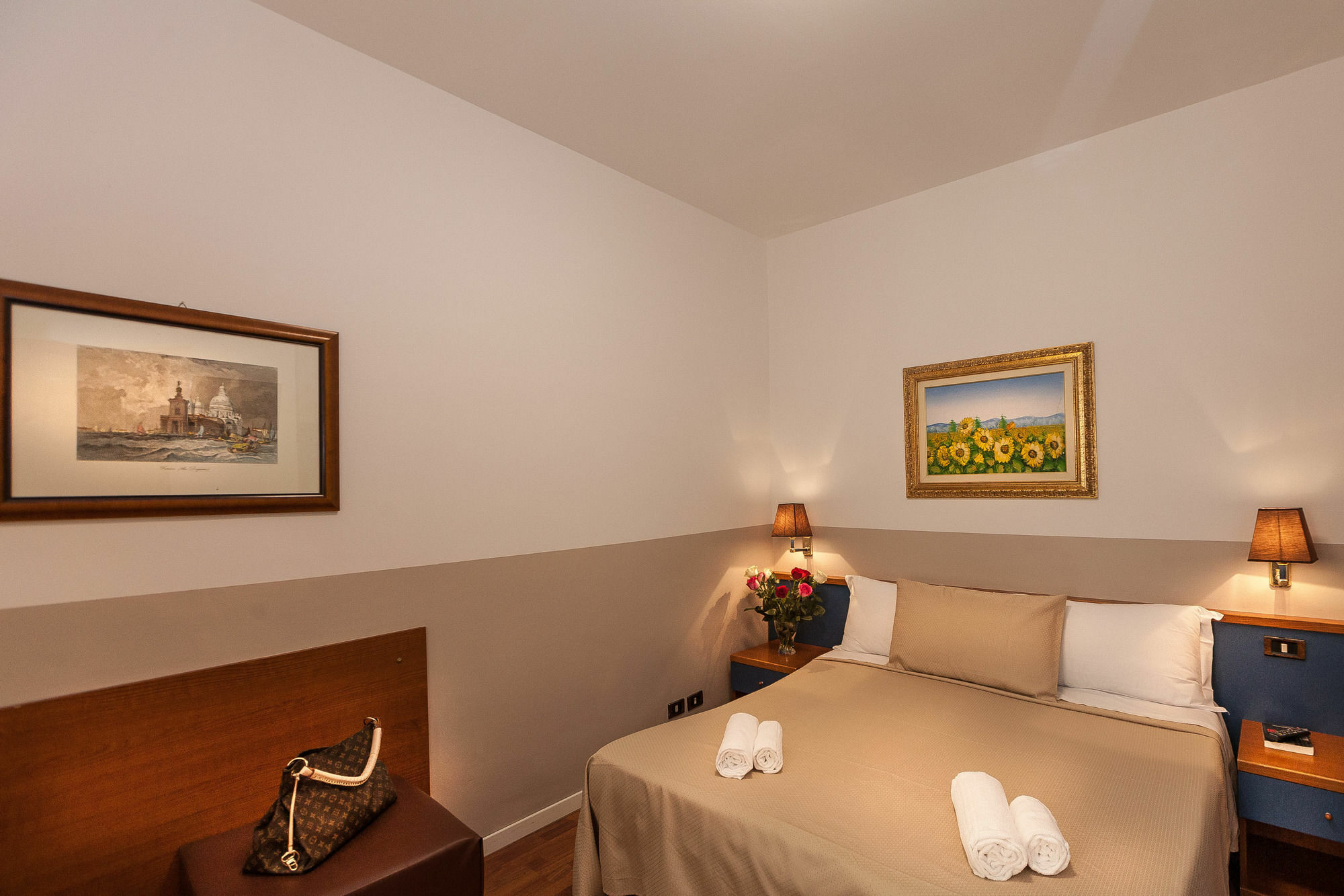 Ora Guest House Рим Екстериор снимка